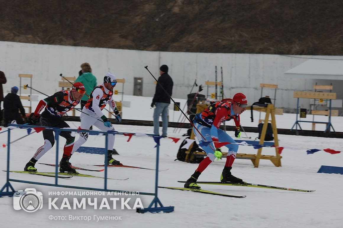 Спортсмены из 36 регионов России участвовали в Авачинском марафоне. Фоторепортаж. фото: Виктор Гуменюк. Фотография 25