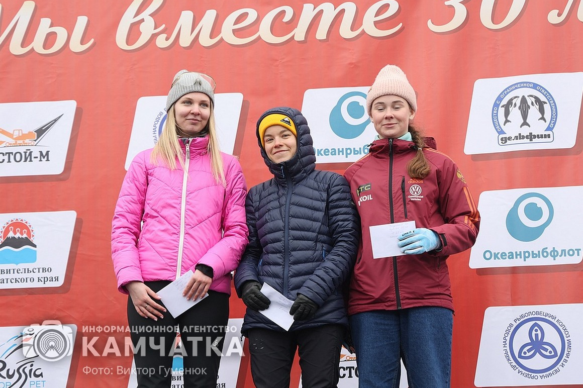 Спортсмены из 36 регионов России участвовали в Авачинском марафоне. Фоторепортаж. фото: Виктор Гуменюк. Фотография 86