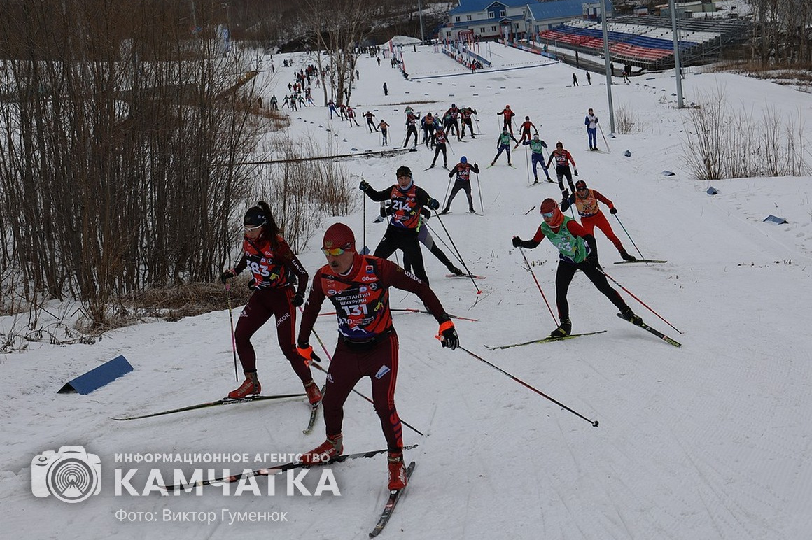 Спортсмены из 36 регионов России участвовали в Авачинском марафоне. Фоторепортаж. фото: Виктор Гуменюк. Фотография 66