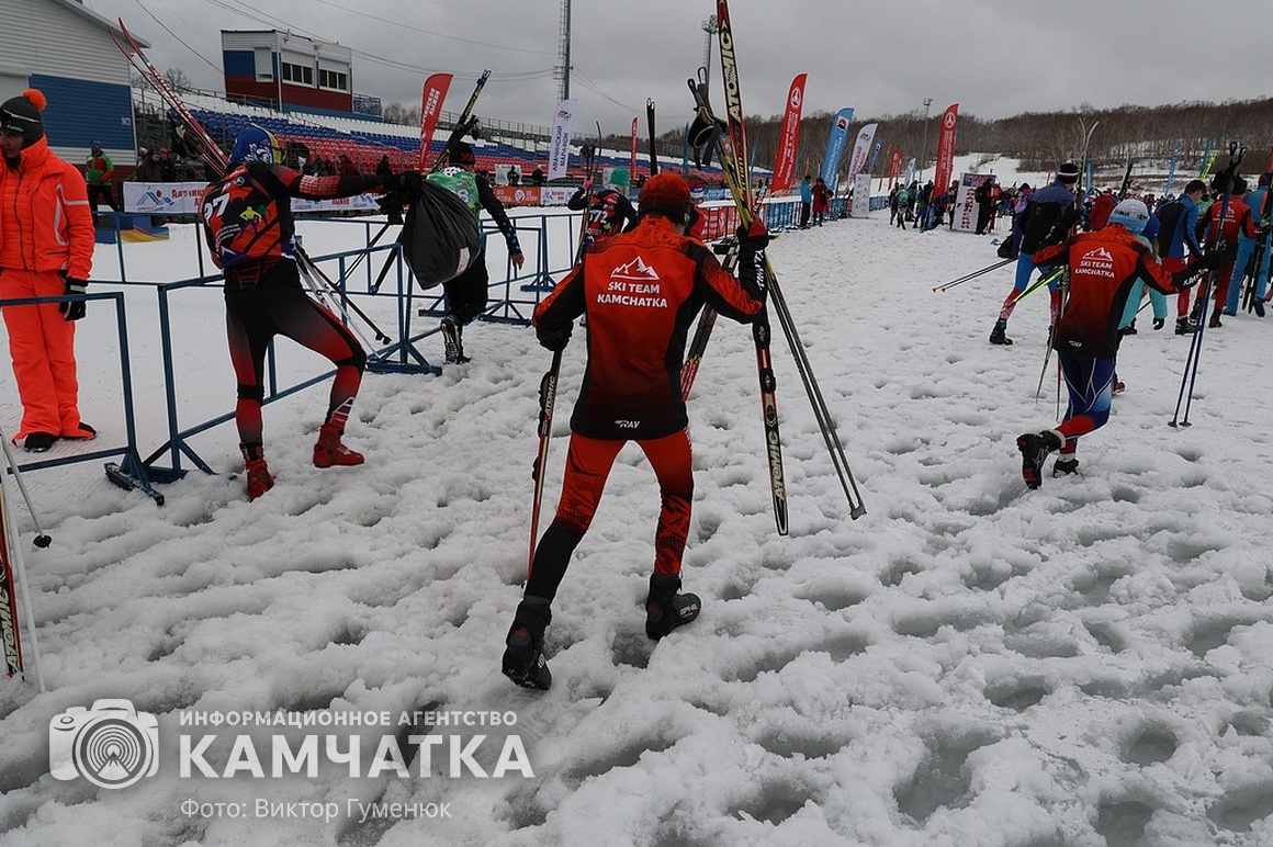 Спортсмены из 36 регионов России участвовали в Авачинском марафоне. Фоторепортаж. фото: Виктор Гуменюк. Фотография 40