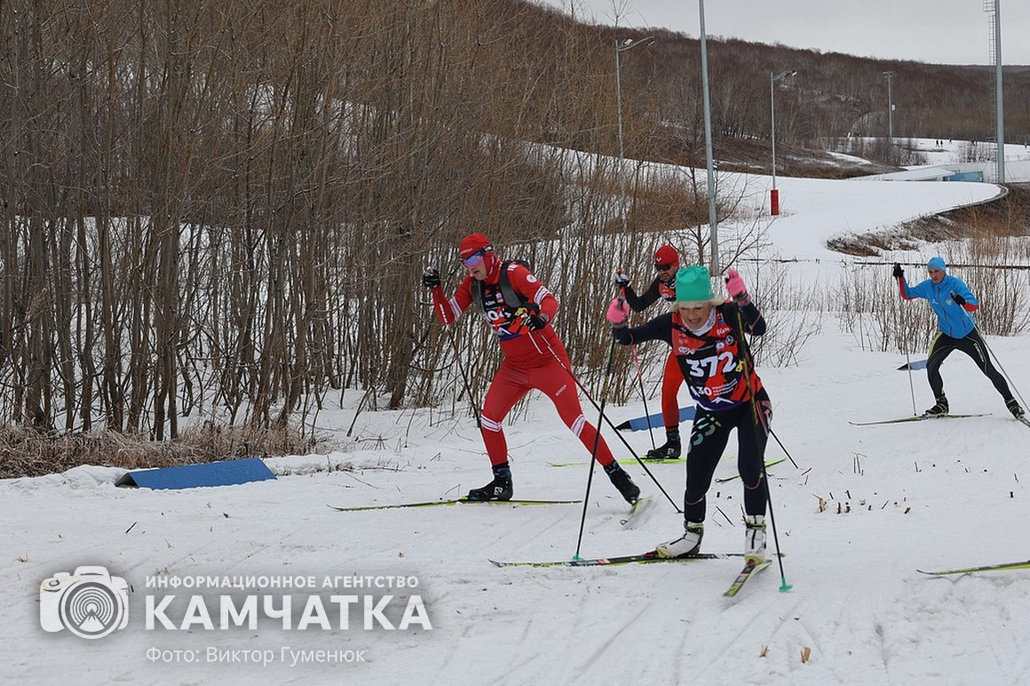 Спортсмены из 36 регионов России участвовали в Авачинском марафоне. Фоторепортаж. фото: Виктор Гуменюк. Фотография 68