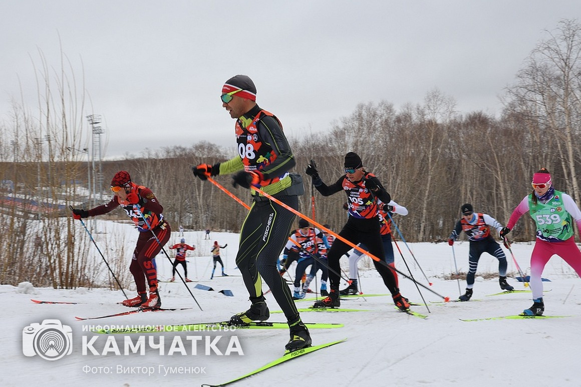 Спортсмены из 36 регионов России участвовали в Авачинском марафоне. Фоторепортаж. фото: Виктор Гуменюк. Фотография 65