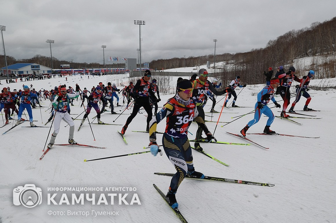 Спортсмены из 36 регионов России участвовали в Авачинском марафоне. Фоторепортаж. фото: Виктор Гуменюк. Фотография 45