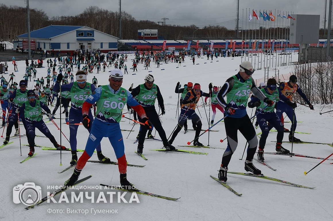 Спортсмены из 36 регионов России участвовали в Авачинском марафоне. Фоторепортаж. фото: Виктор Гуменюк. Фотография 48