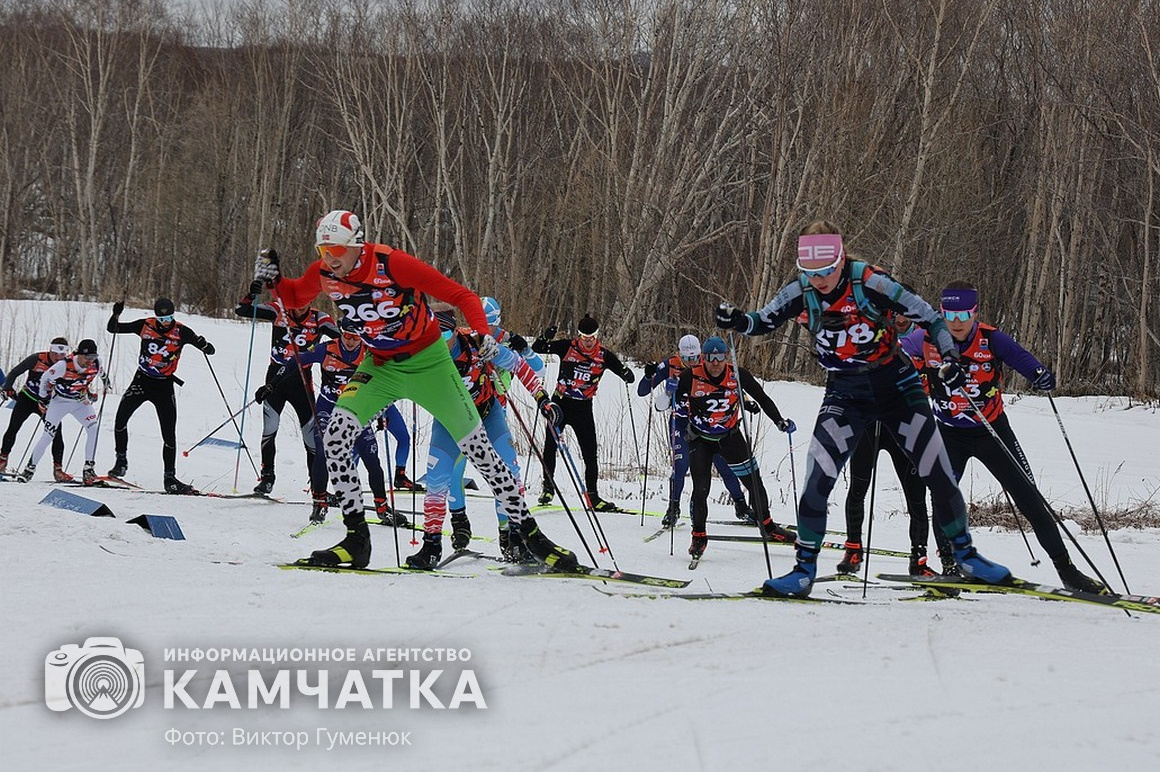 Спортсмены из 36 регионов России участвовали в Авачинском марафоне. Фоторепортаж. фото: Виктор Гуменюк. Фотография 60