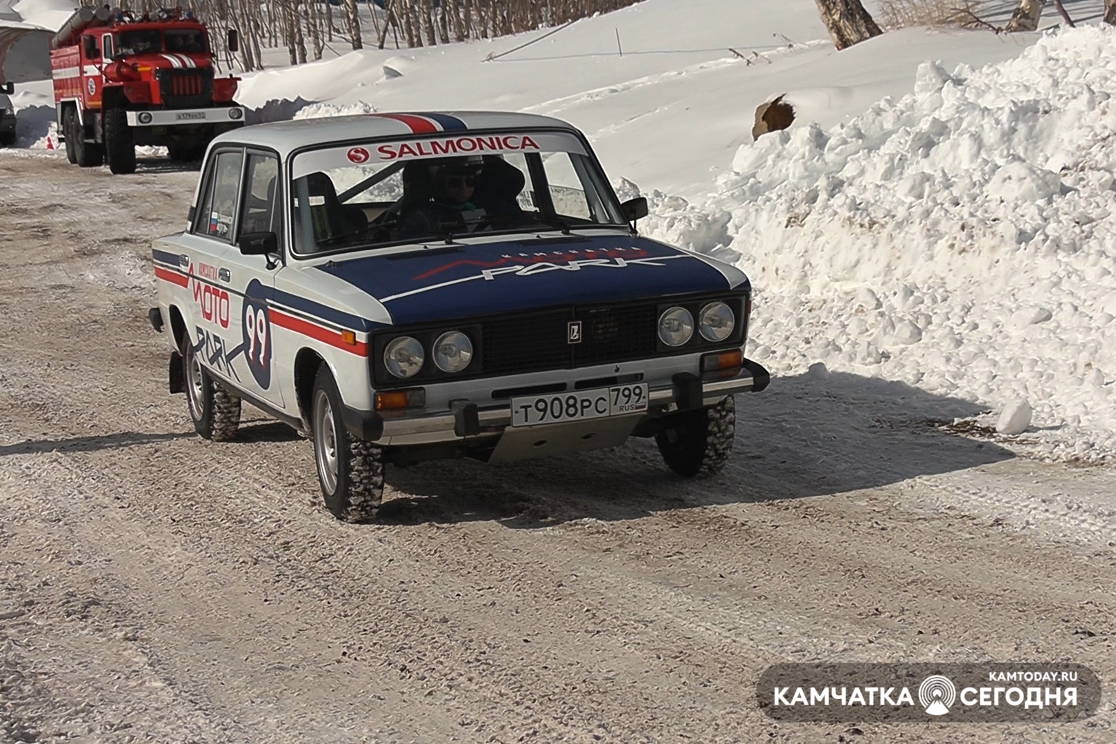 Ледовые гонки на отечественных авто прошли на Камчатке – ИА Камчатка