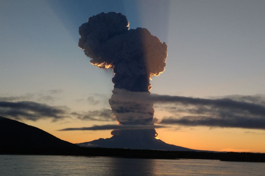 Спасатели советуют не приближаться к двум камчатским вулканам. Фото: ИА «Камчатка»/архив