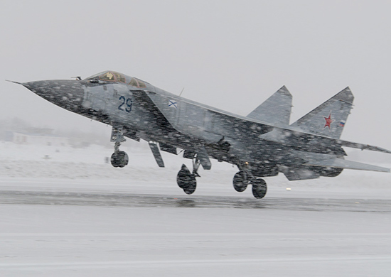 На Камчатке экипажи МиГ-31 выполнили полёты в сложных метеоусловиях. Фото: function.mil.ru