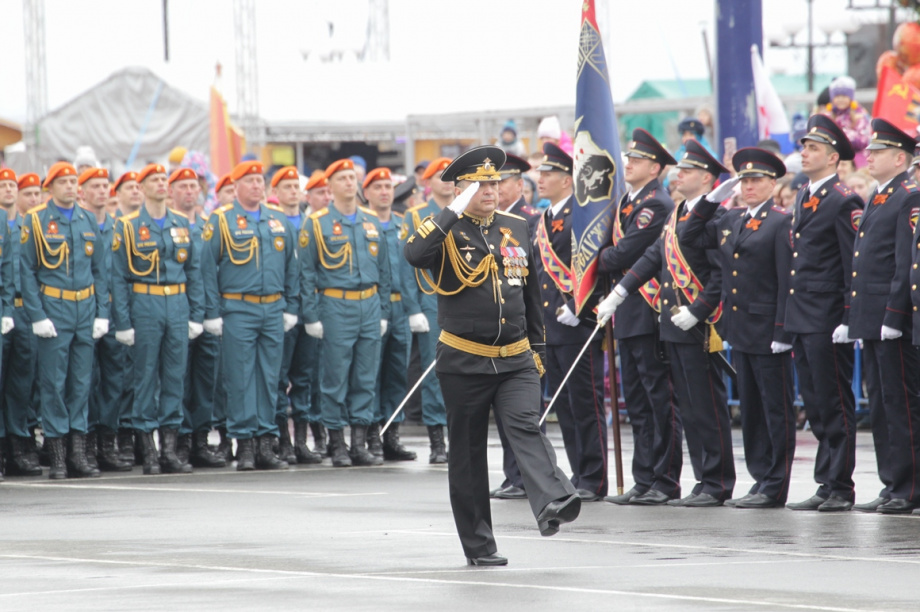 На Камчатке началась подготовка к параду Победы. Фото: Виктор Гуменюк 