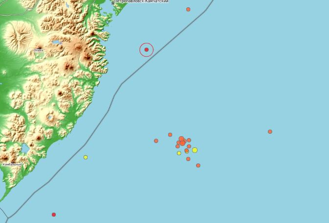 Десятки землетрясений произошли за сутки у берегов Камчатки. 