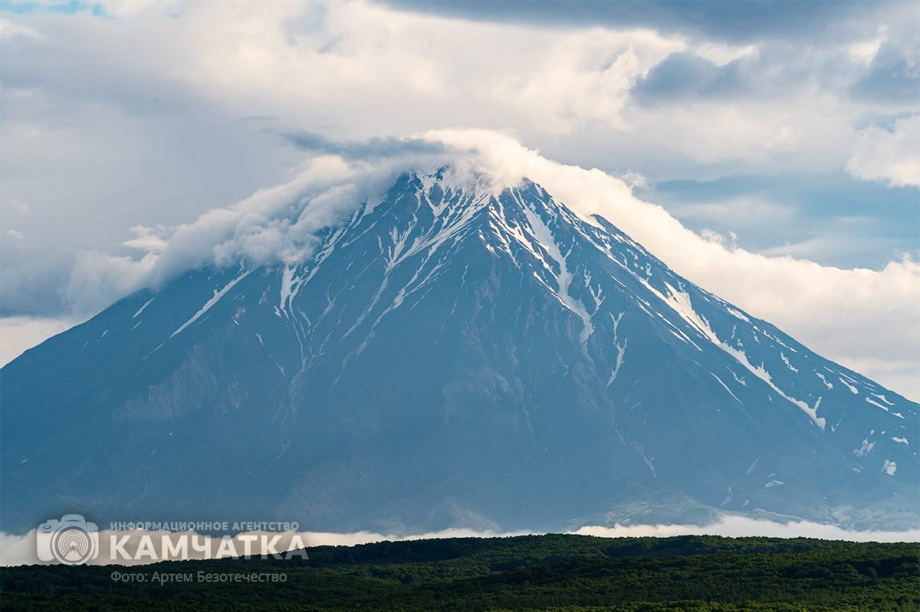 Турэксперт предложил молодоженам провести медовый месяц на Камчатке. Фото: Артем Безотечество / ИА «Камчатка». Фотография 1