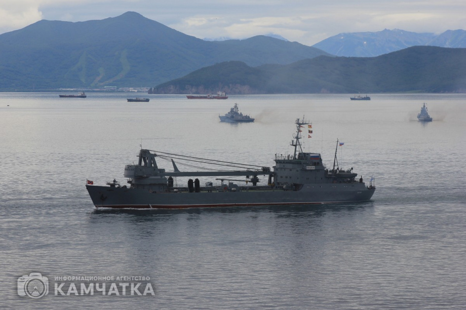 Парад военных кораблей состоится в Петропавловске в День ВМФ. Фото: Олеся Сурина, архив ИА "Камчатка". Фотография 2