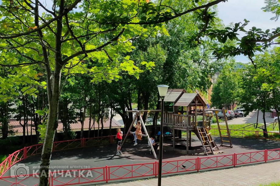 Глава Камчатки: Необходимо установить видеонаблюдение на всех детских площадках. Фото: Олеся Сурина