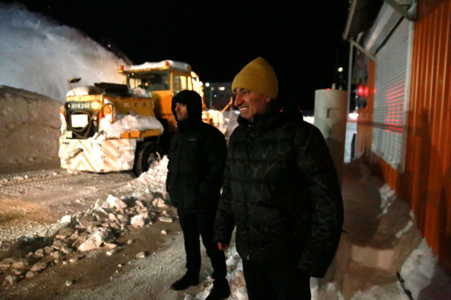 Дорогу к оптовым складам в Петропавловске-Камчатском расчистили силами бизнеса. Закс. Фотография 1