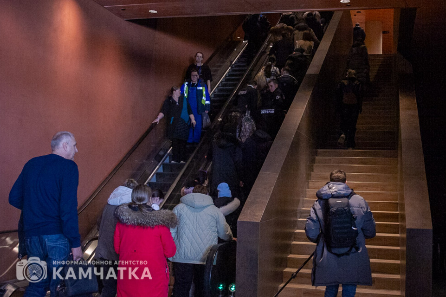 Владимир Солодов: Новый терминал аэропорта Елизово — комфорт и удобство для пассажиров. . Фотография 28