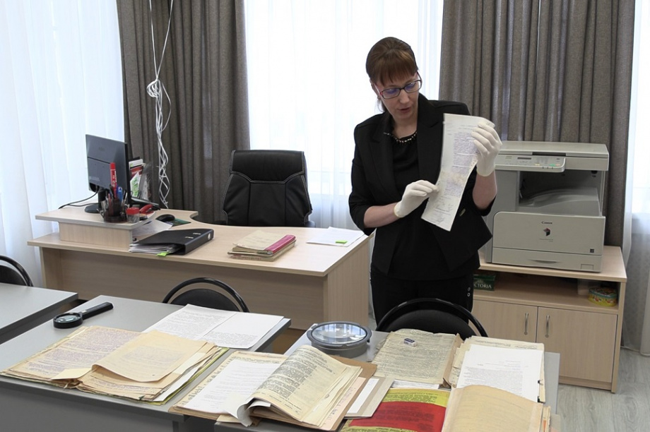 Более полутора тысяч листов уникальных документов восстановил Госархив на Камчатке. Фото: kamgov.ru. Фотография 3
