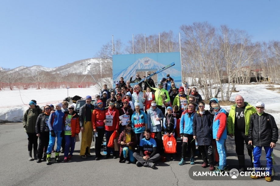 Ски-альпинисты завершили сезон на Камчатке. Фото: Виктор Гуменюк