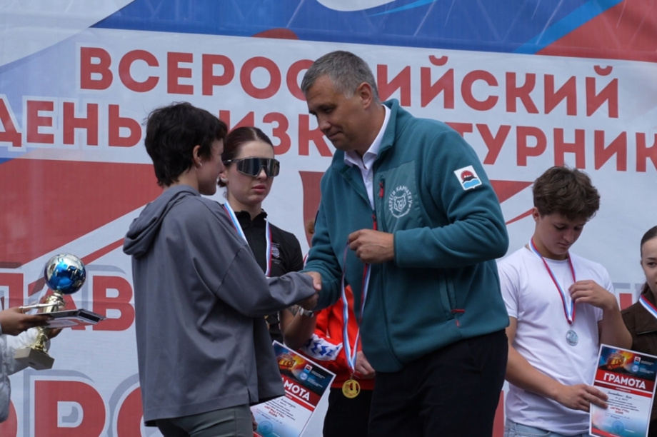 В Петропавловске наградили победителей отборочного этапа Кубка Дальнего Востока «Игры ГТО». Фото: kamgov.ru. Фотография 2