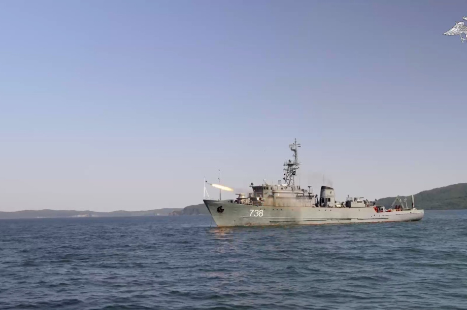 Учения с бомбометанием провели военные моряки ТОФ России на Камчатке. Фото: Министерство обороны России. Фотография 3