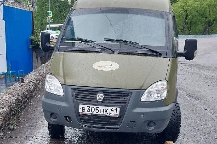 Бронированный «Соболь» отправили из Петропавловска-Камчатского в зону СВО. Фото: Городская Дума. Фотография 3