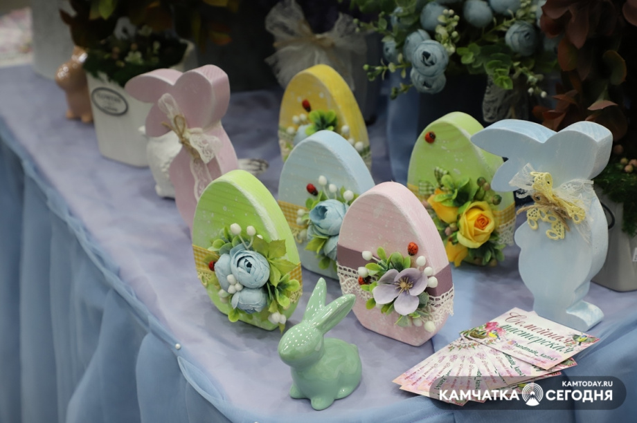 Пасхальная ярмарка. Фото: Виктор Гуменюк / информационное агентство "Камчатка". Фотография 1