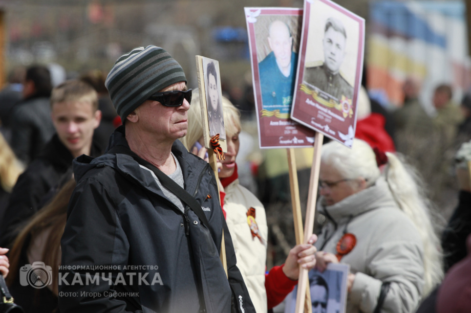 «Бессмертный полк» прошел по Петропавловску-Камчатскому. Фото: ИА "Камчатка". Фотография 57