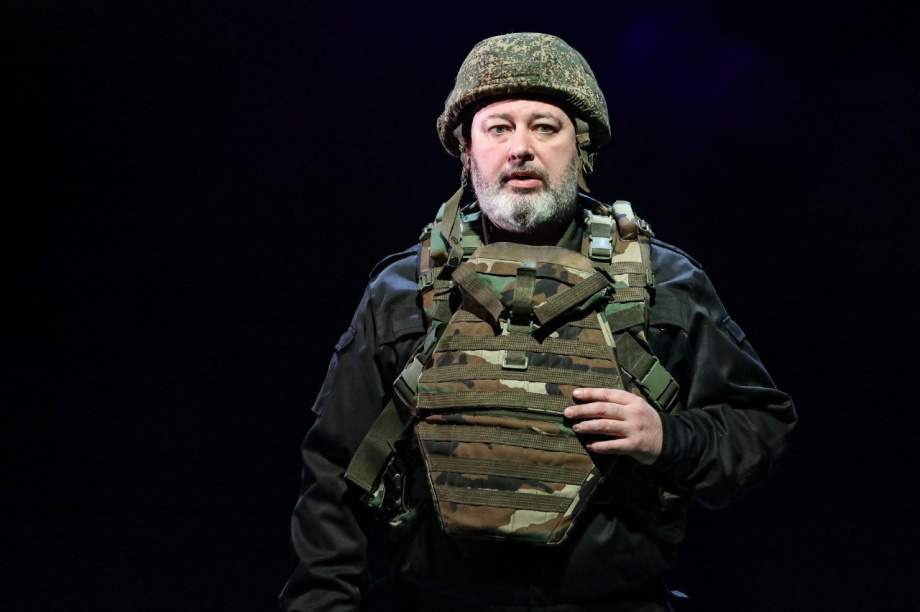 Ветераны СВО посмотрели премьеру спектакля «Неотправленные письма». Фото: Камчатский театр драмы и комедии. Фотография 1