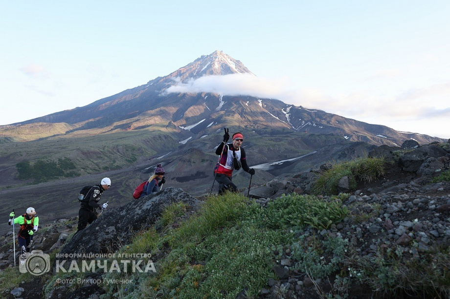 День вулкана на Камчатке собрал почти 2000 восходителей. фото: Виктор Гуменюк. Фотография 26