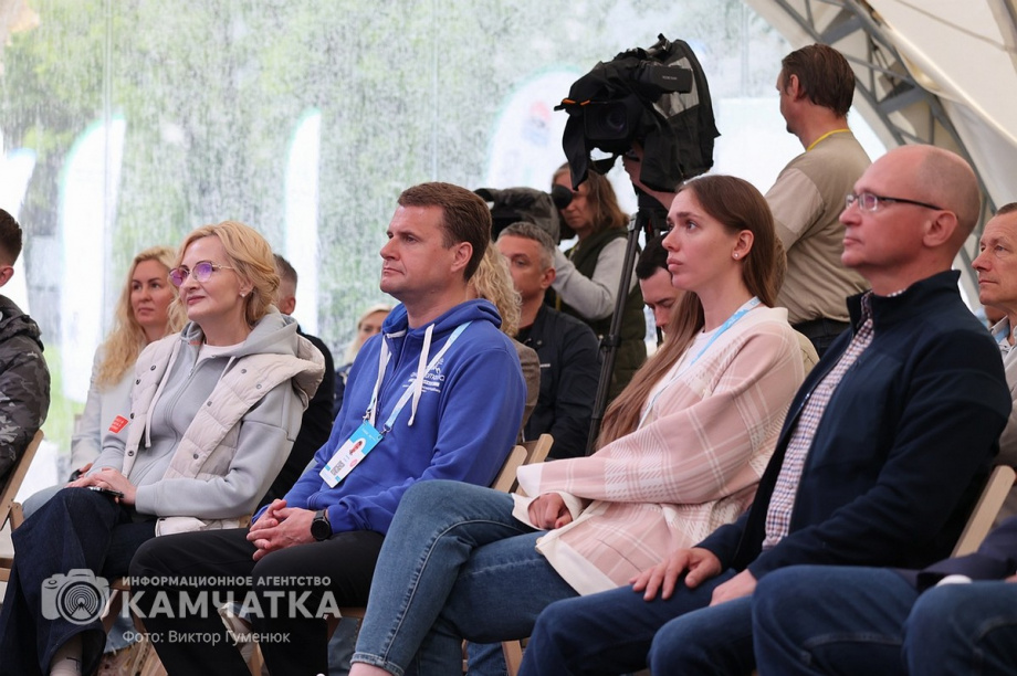 Всероссийский молодежный форум «Экосистема. Заповедный край» стартовал на Камчатке. Фоторепортаж. фото: Виктор Гуменюк. Фотография 24