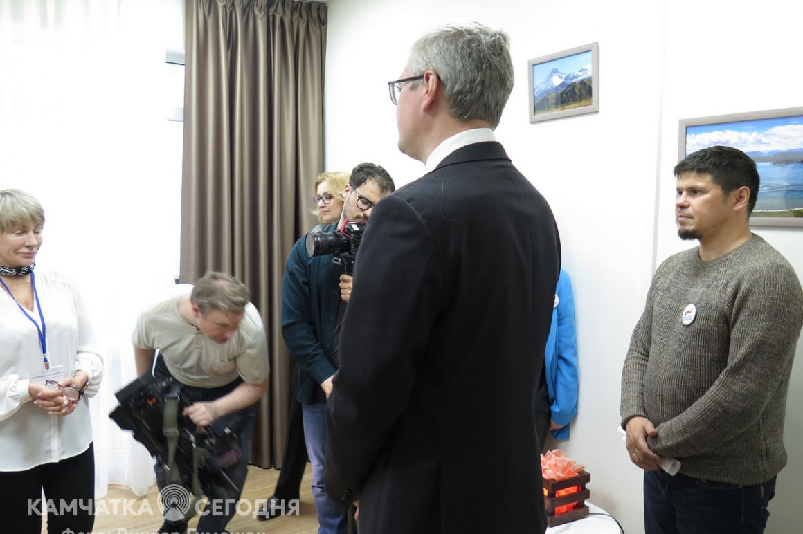 Владимир Солодов посетил филиал фонда «Защитники Отечества» перед открытием. Фоторепортаж. фото: Виктор Гуменюк. Фотография 54