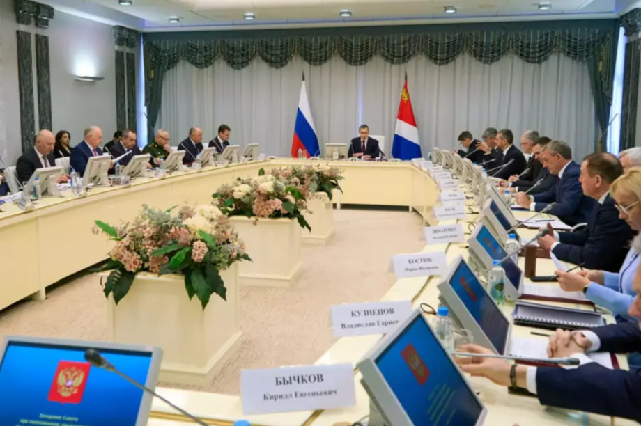 Владимир Солодов определил три стратегических приоритета для Камчатки . Фото с  сайта kamgov.ru. Фотография 1