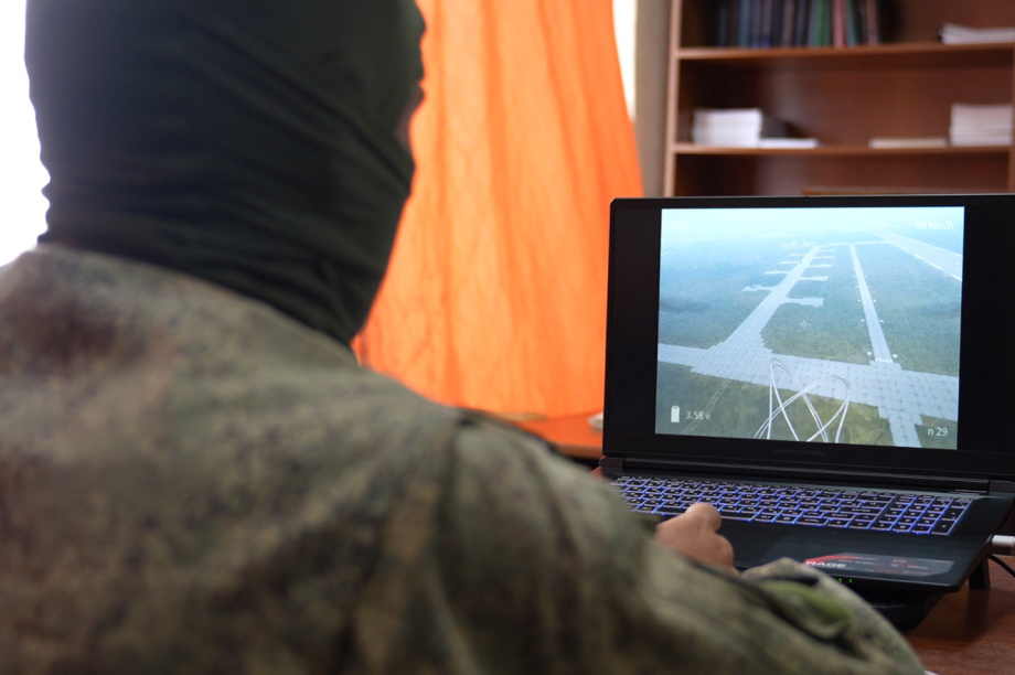 Новая армейская профессия в России — оператор БПЛА. . Фотография 2