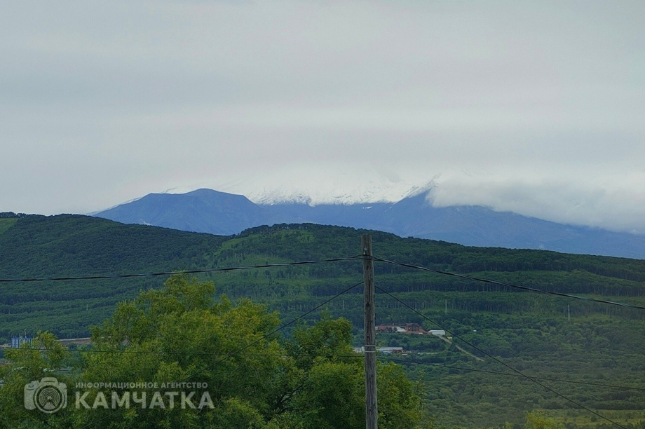 «Домашние» вулканы на Камчатке покрылись снегом. Фото: ИА "Камчатка". Фотография 2