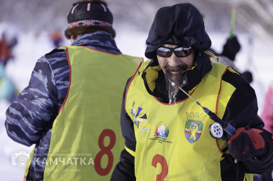 «Зубарь — 2026» в Елизово: меньше рыбы, больше азарта! (фоторепортаж). На фото Анна, призёр зимнего фестиваля «Зубарь-2026». Фотография 49