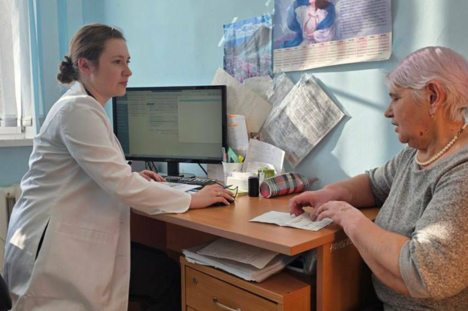 Врачи краевой больницы Камчатки провели выездные приемы в удаленных селах. Фото: kamgov.ru. Фотография 1