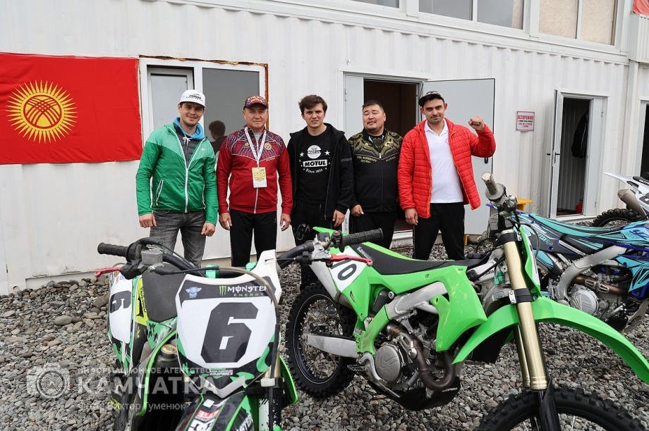 Сборная России победила на Кубке Содружества по мотокроссу на Камчатке. . Фотография 79