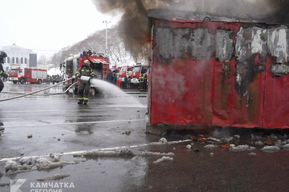 На Камчатке отметили 377 лет пожарной охраны (фоторепортаж). . Фотография 24