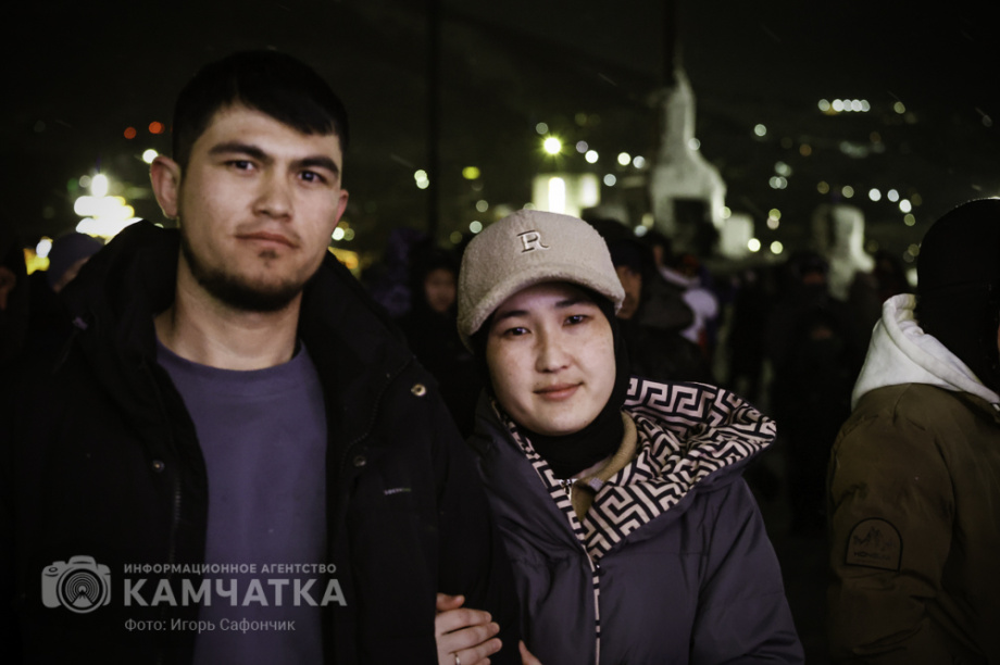 Новогодняя ночь в Петропавловске-Камчатском (фоторепортаж). . Фотография 32