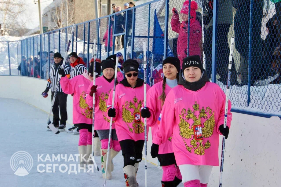  «Булавка» оказалась острее: итоги турнира по хоккею в валенках. Фоторепортаж. Администрация Мильковского МО. Фотография 4