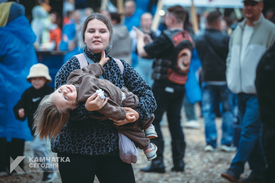 На Камчатке во второй раз прошел мотофестиваль «РОКот Вулканов» (фоторепортаж). Фото: «Камчатка Сегодня» / Игорь Сафончик. Фотография 49