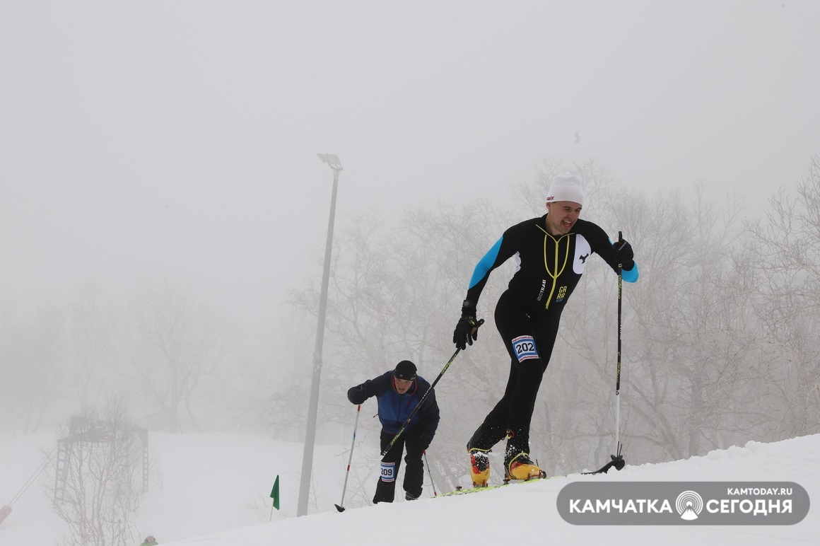 Ски-альпинизм: вертикальная гонка. Фото: Виктор Гуменюк. Фотография 3