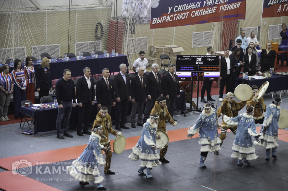 На Камчатке состоялся Чемпионат и первенство ДФО по каратэ-киокусинкай (фоторепортаж). Фото: «Камчатка Сегодня» \ Игорь Сафончик. Фотография 8