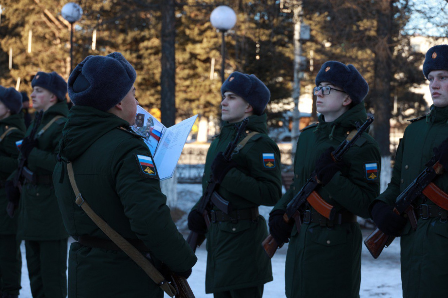 Молодые солдаты Космических войск России приняли присягу. Фото: Администрация ЕМР. Фотография 5