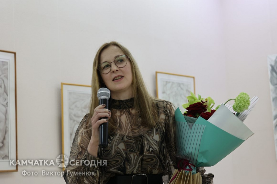 Открытие персональной выставки художника Владимира Заочного «Ах, эта графика». Фоторепортаж. . Фотография 14