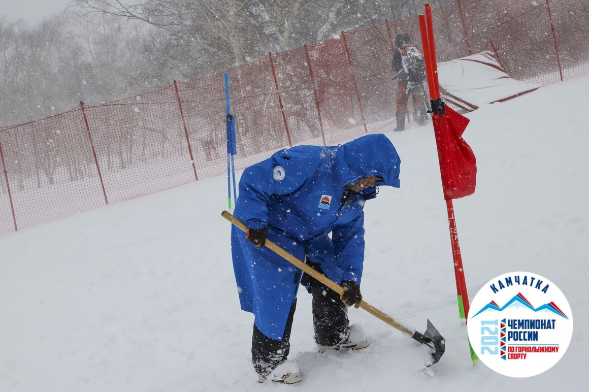 Финальный день соревнований горнолыжников на «Морозной». Фото: Виктор Гуменюк. Фотография 23