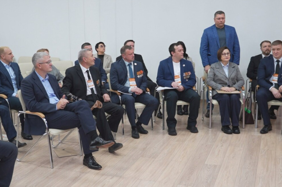 Владимир Солодов стал наставником участника проекта «Герои Камчатки». Фото: kamgov.ru. Фотография 5
