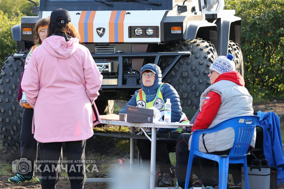 День вулкана на Камчатке собрал почти 2000 восходителей. фото: Виктор Гуменюк. Фотография 55