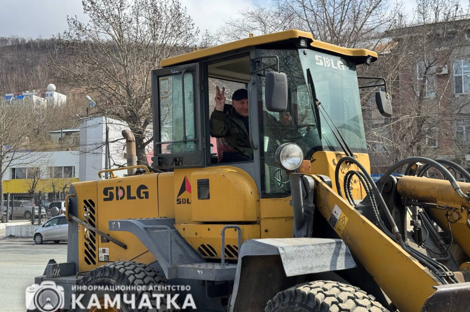 Петропавловск-Камчатский готовится стать чистым. Фоторепортаж с улиц. ИА Камчатка, ПКГО. Фотография 13