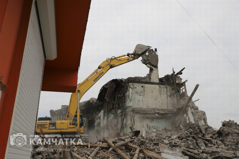 Строитель — профессия мира и созидания. Фото: ИА «Камчатка»\Виктор Гуменюк. Фотография 5