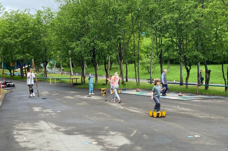 Спортшколы на Камчатке получили биодобавку «Омега-3» от Тымлатского рыбокомбината. Фото: Энвер Мавлюдов, kamgov.ru. Фотография 7